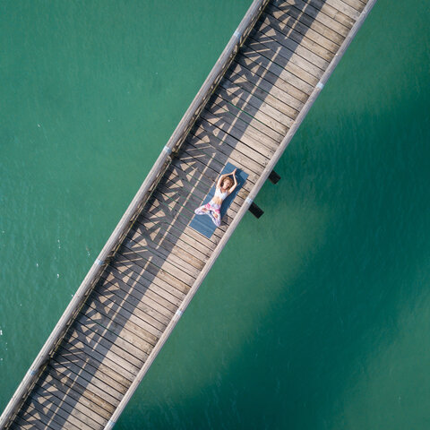 <p>NAMASTE AM SEE Yoga Festival: Yoga auf der Brücke zur Blumeninsel</p>